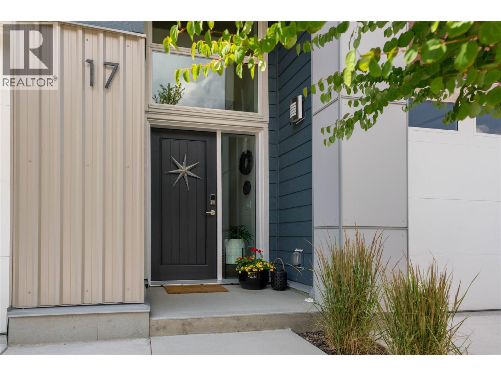 17 3719 WOODSDALE Road, Lake Country