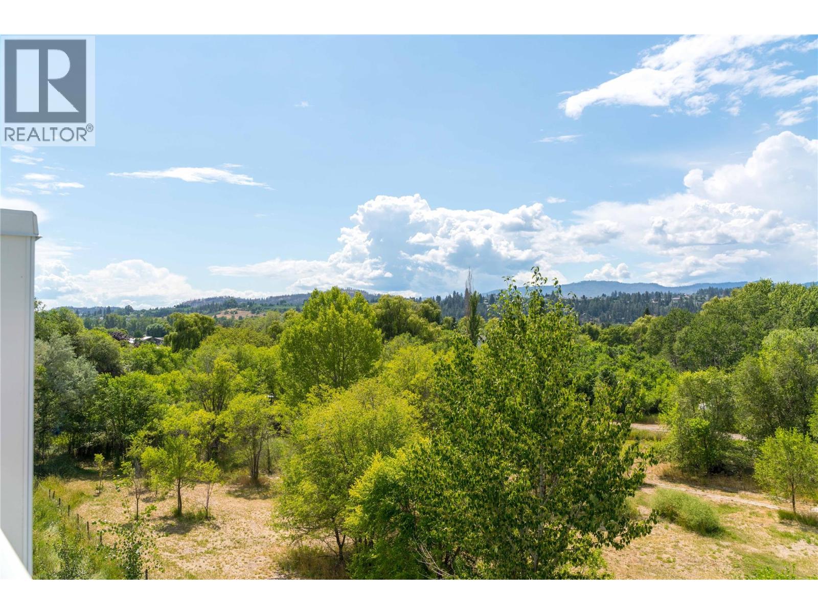 17 3719 WOODSDALE Road, Lake Country