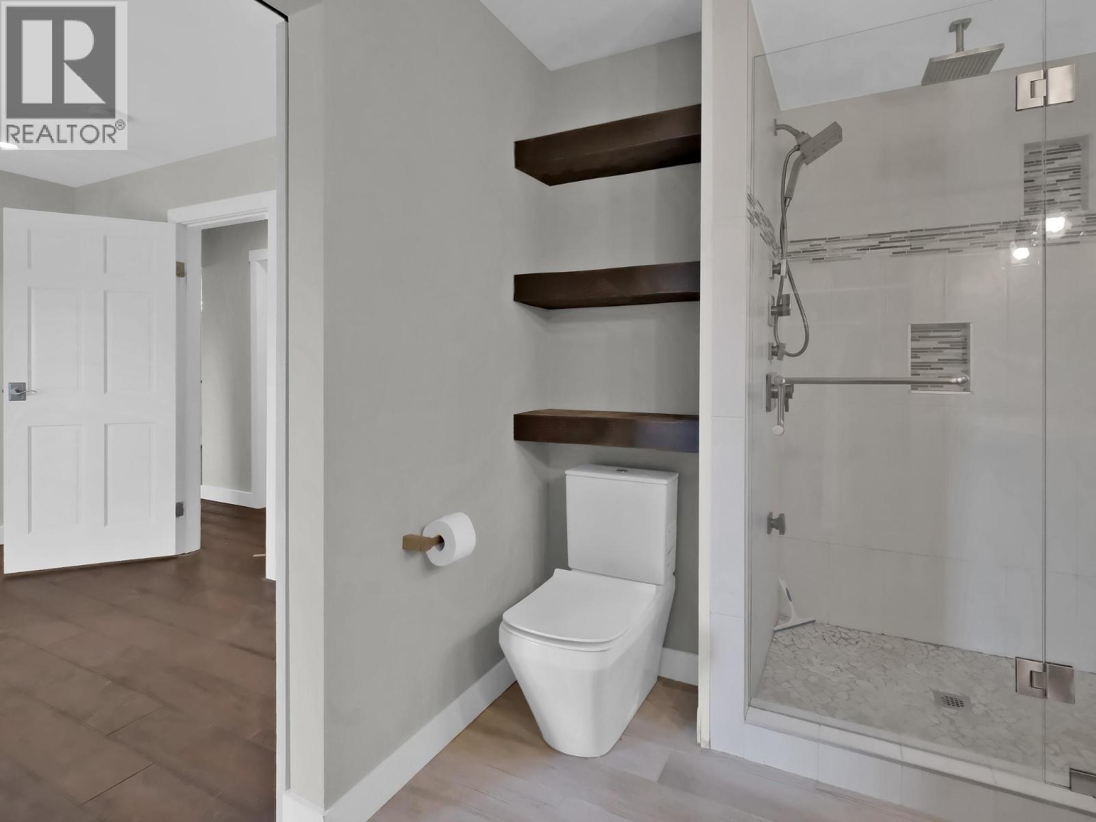  2284 Westville Place, West Kelowna