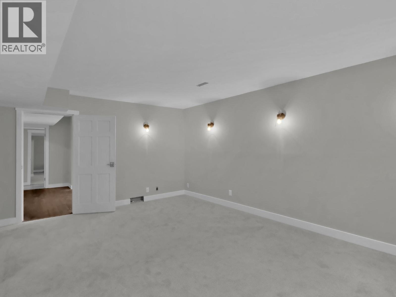  2284 Westville Place, West Kelowna