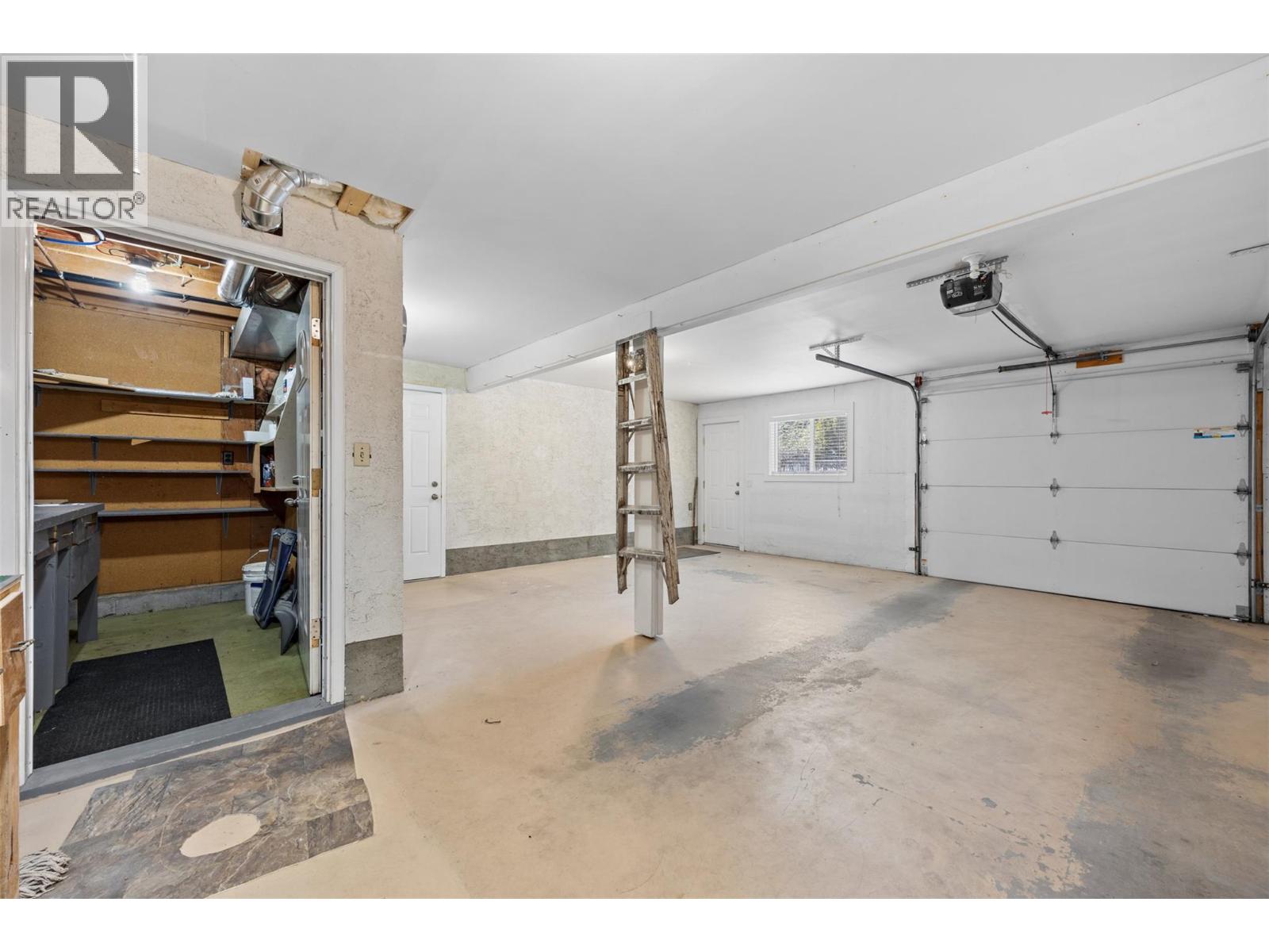  645 Mark Road, Kelowna