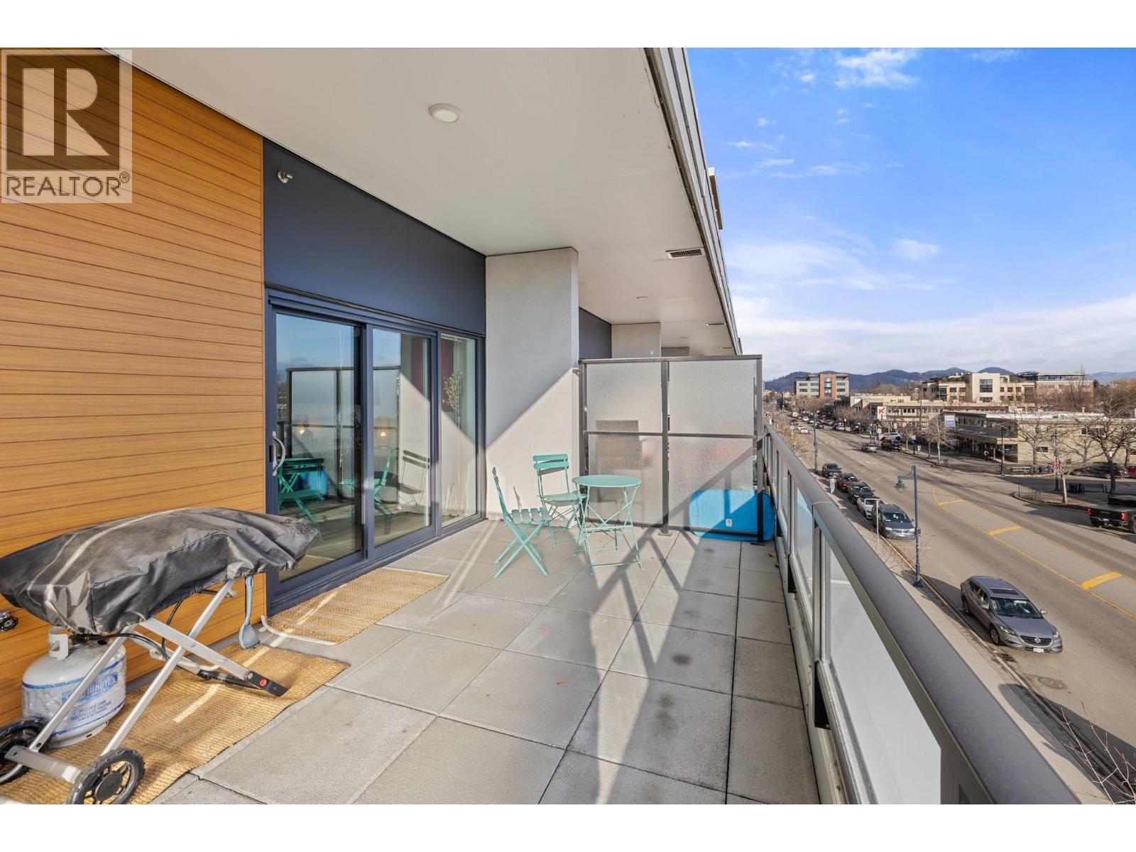 316 3030 Pandosy Street, Kelowna