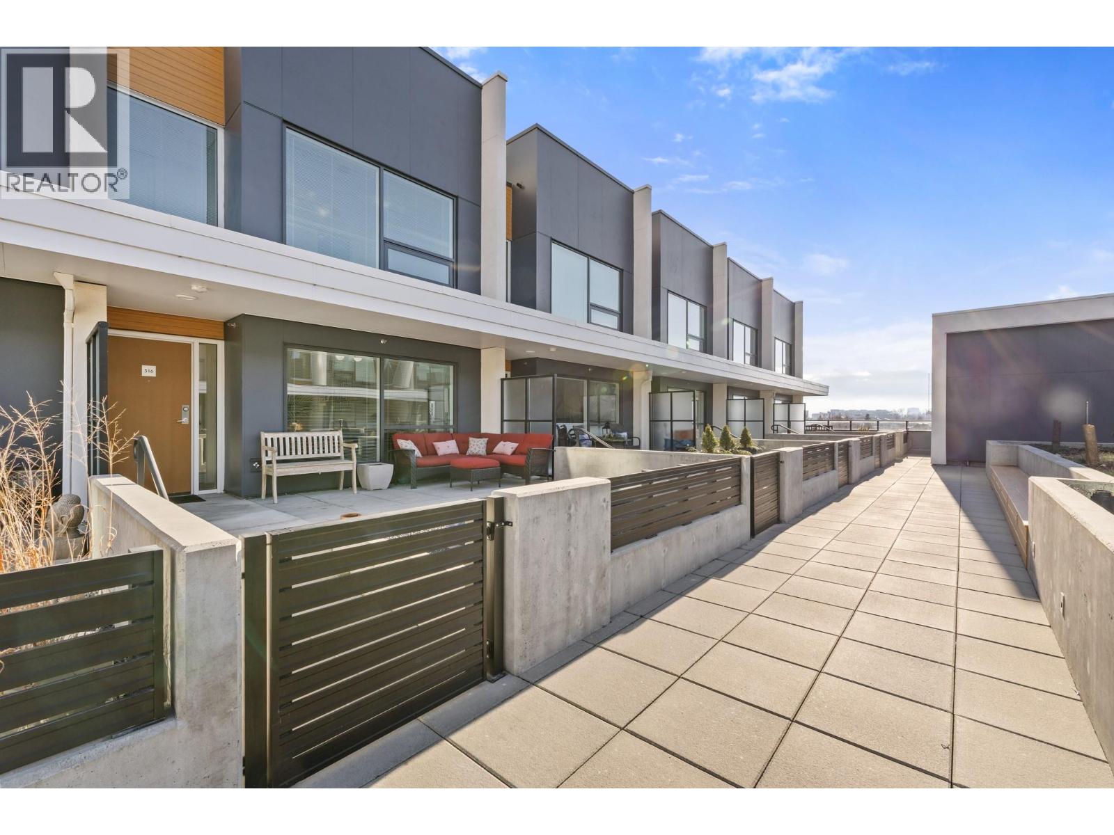 316 3030 Pandosy Street, Kelowna