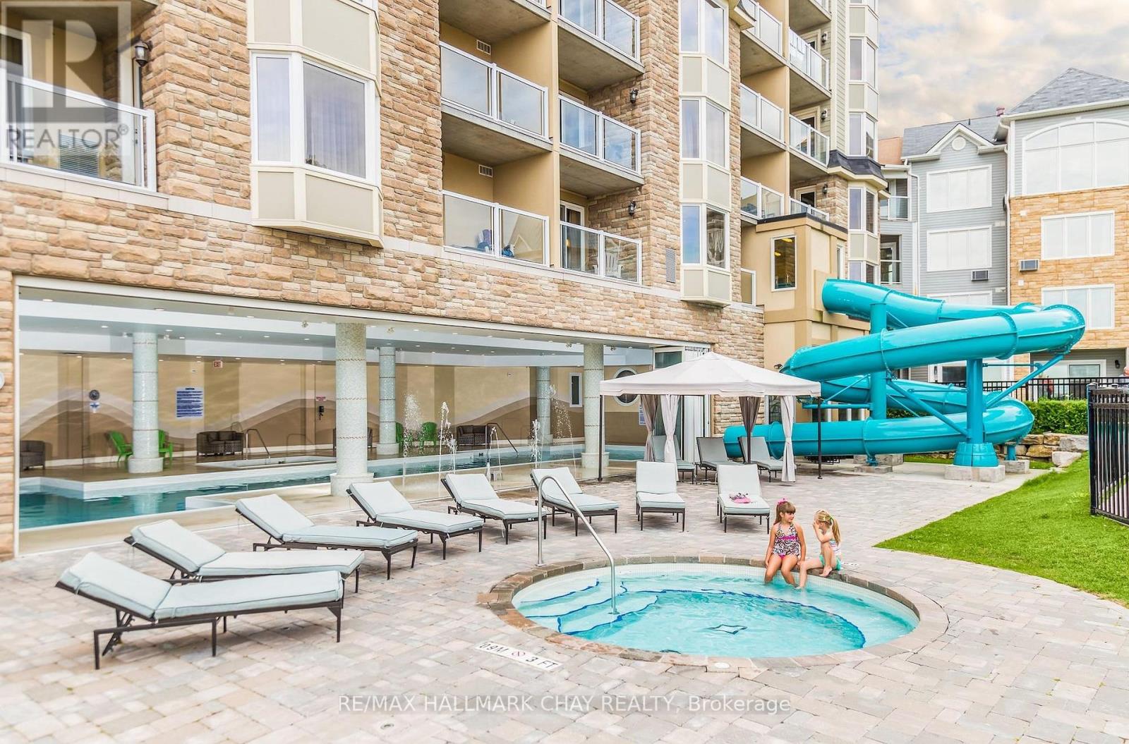 #2108/2110 9 HARBOUR STREET E - 16
