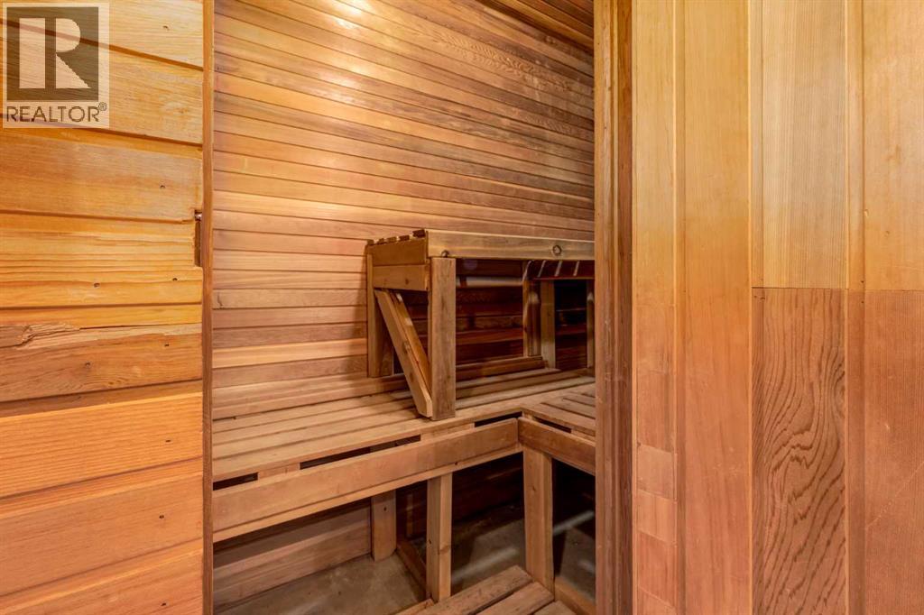 Single Family House Bungalow for Sale in  Hunterwood Road NW Huntington Hills Calgary 