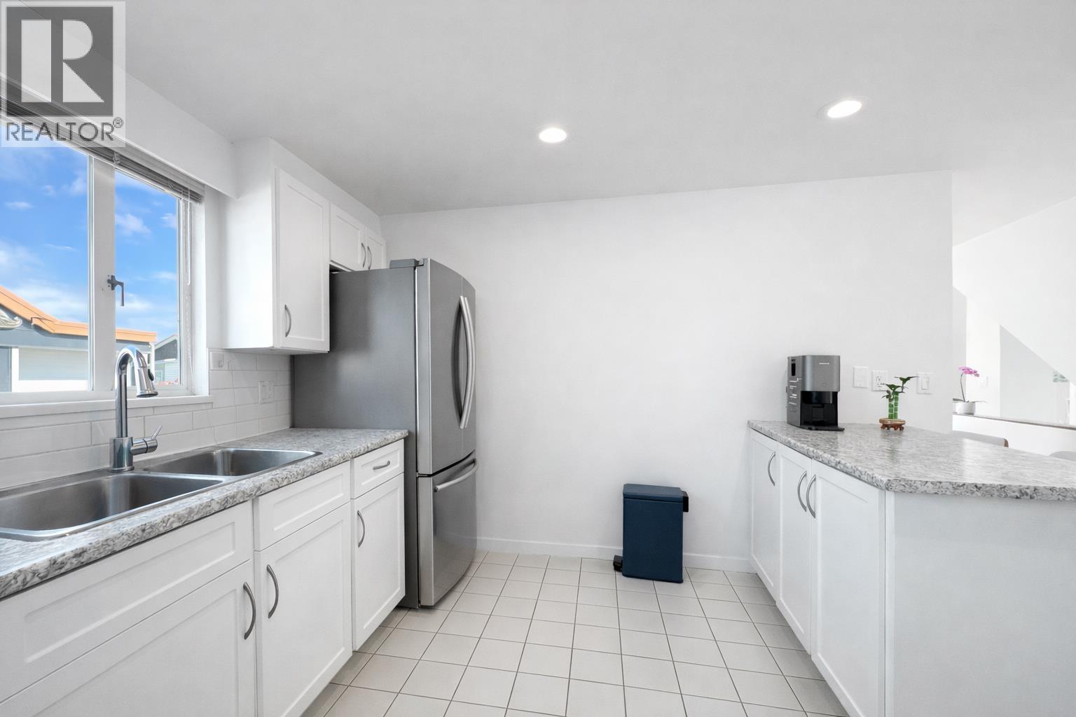 #14-3459 RIVER Road West, Delta