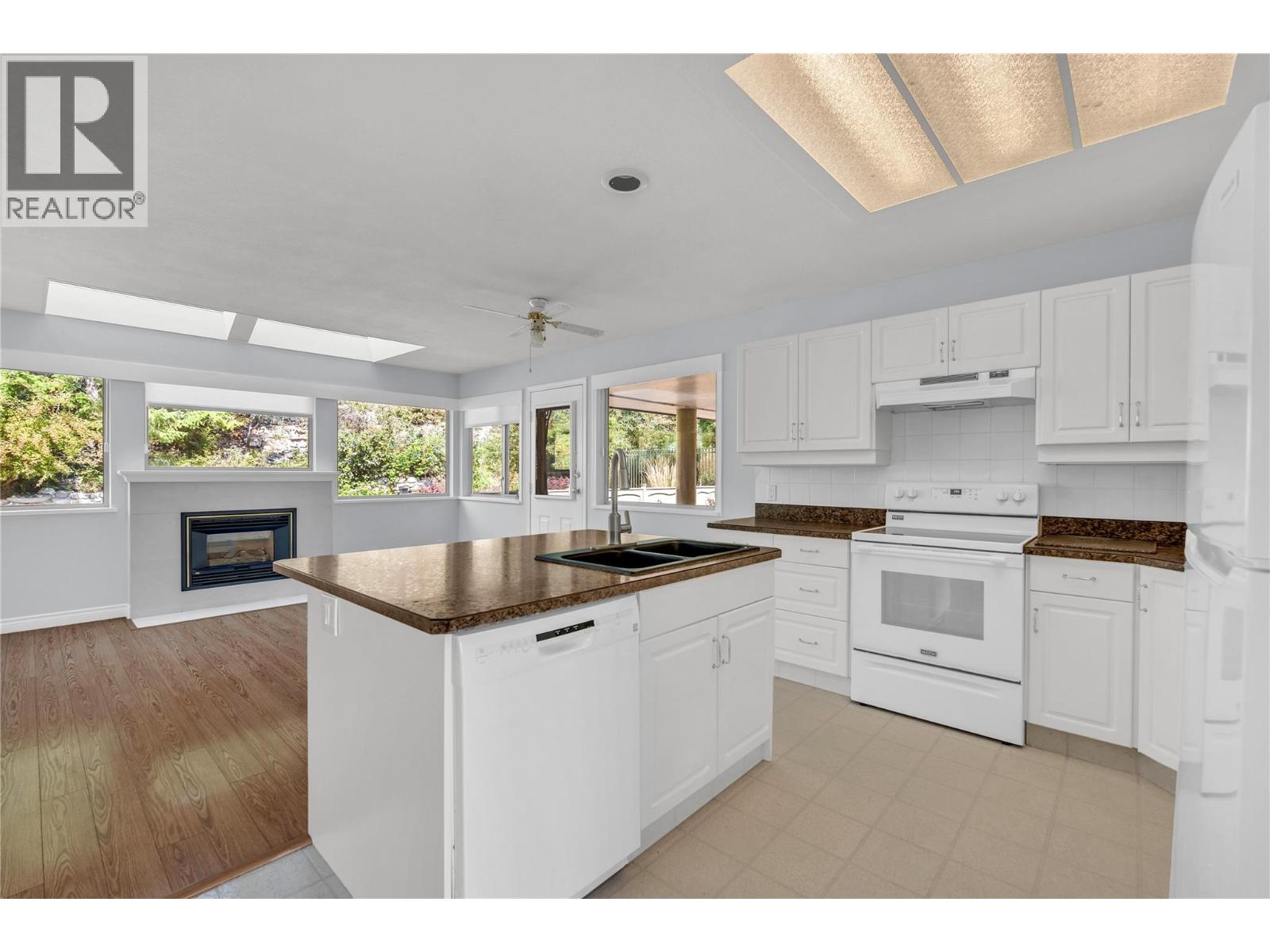 207 102 Forestbrook Place, Penticton