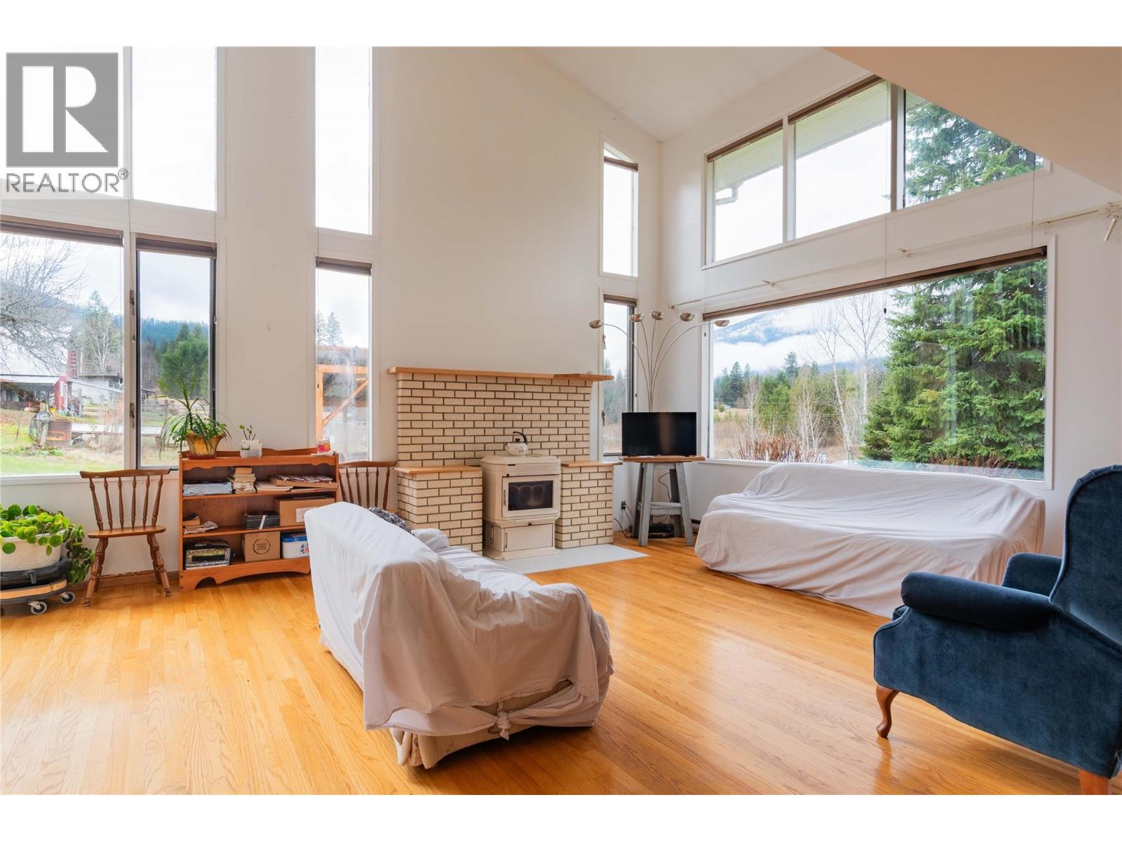 6943 KANIGAN ROAD - 34