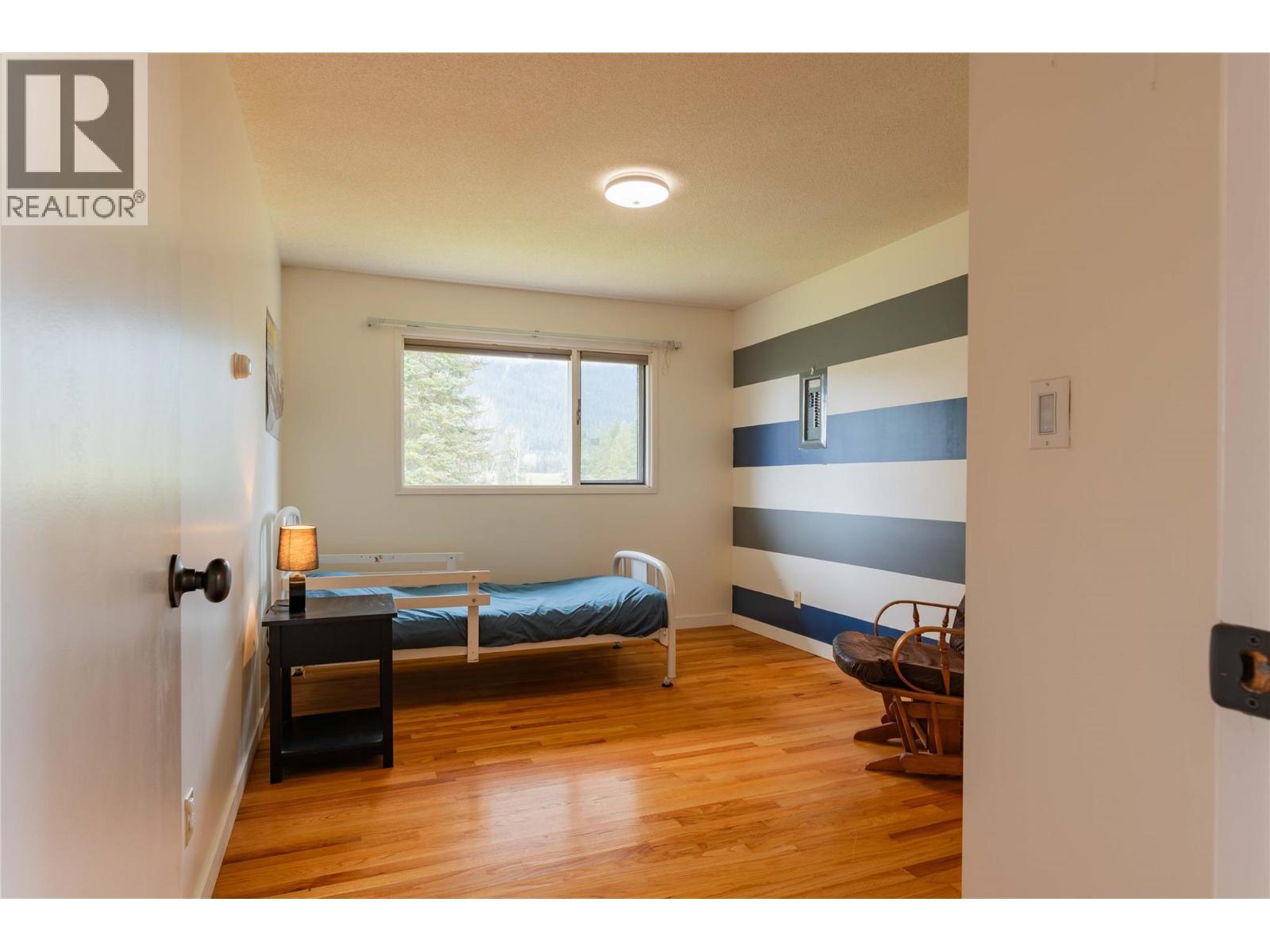 6943 KANIGAN ROAD - 40