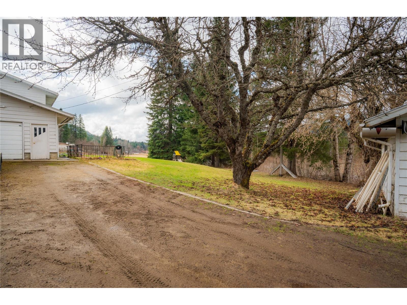 6943 KANIGAN ROAD - 63