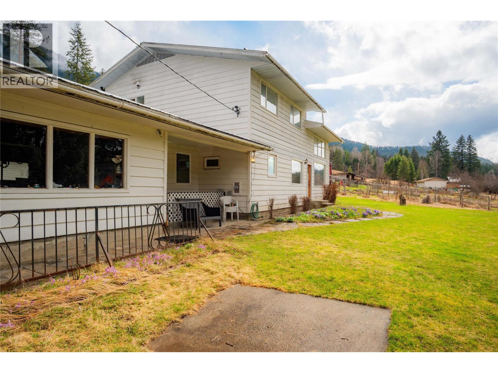 6943 KANIGAN ROAD - 66