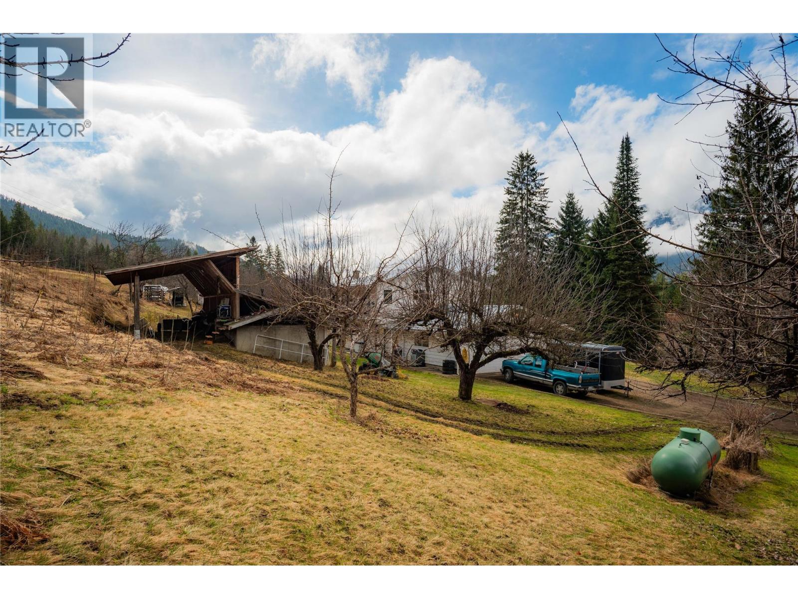 6943 KANIGAN ROAD - 78