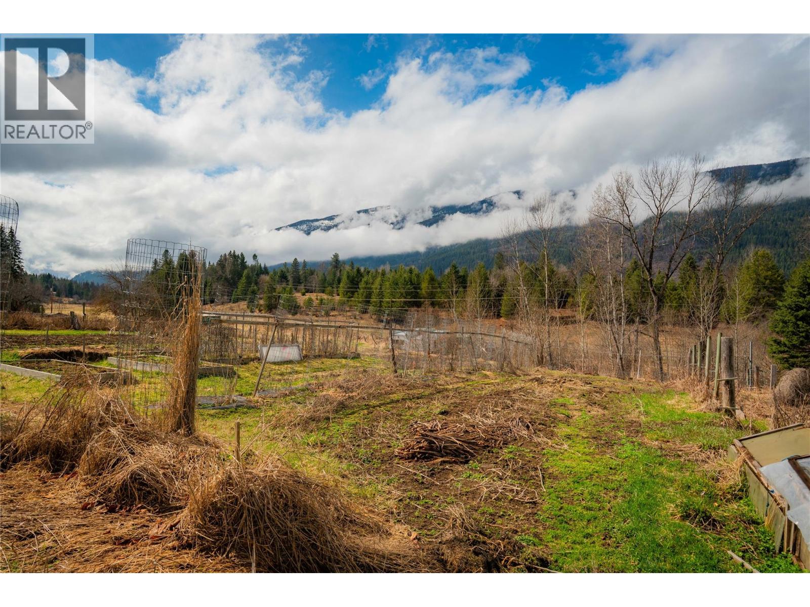 6943 KANIGAN ROAD - 84