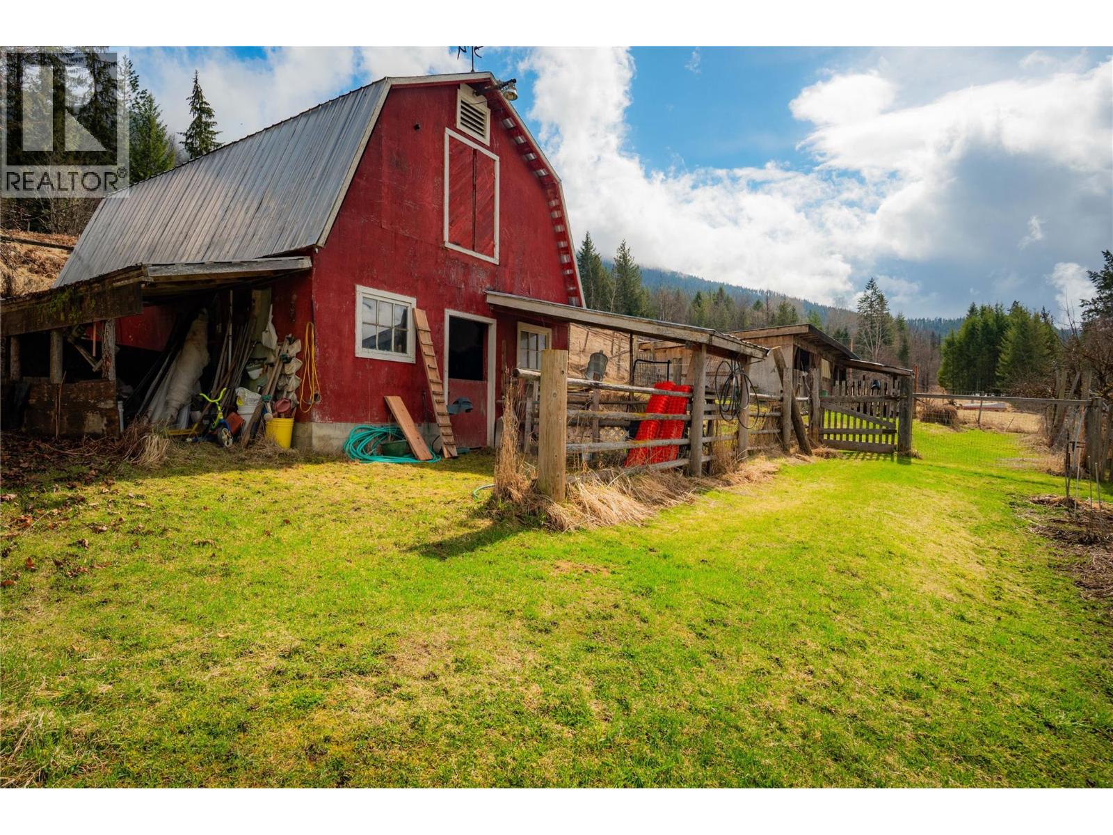 6943 KANIGAN ROAD - 85