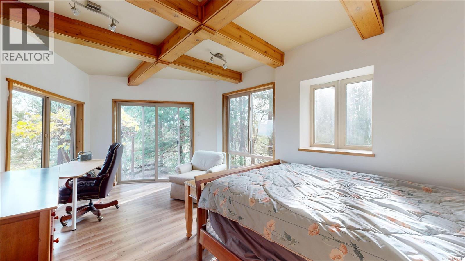 835 CHELWOOD RD - 15