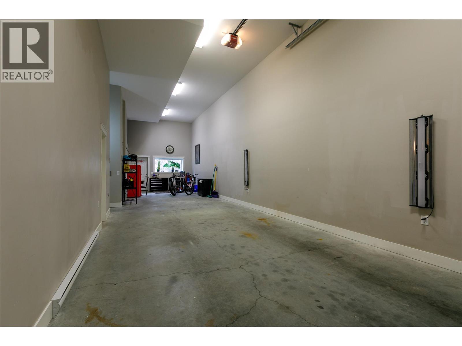 49 3359 Cougar Road, Westbank