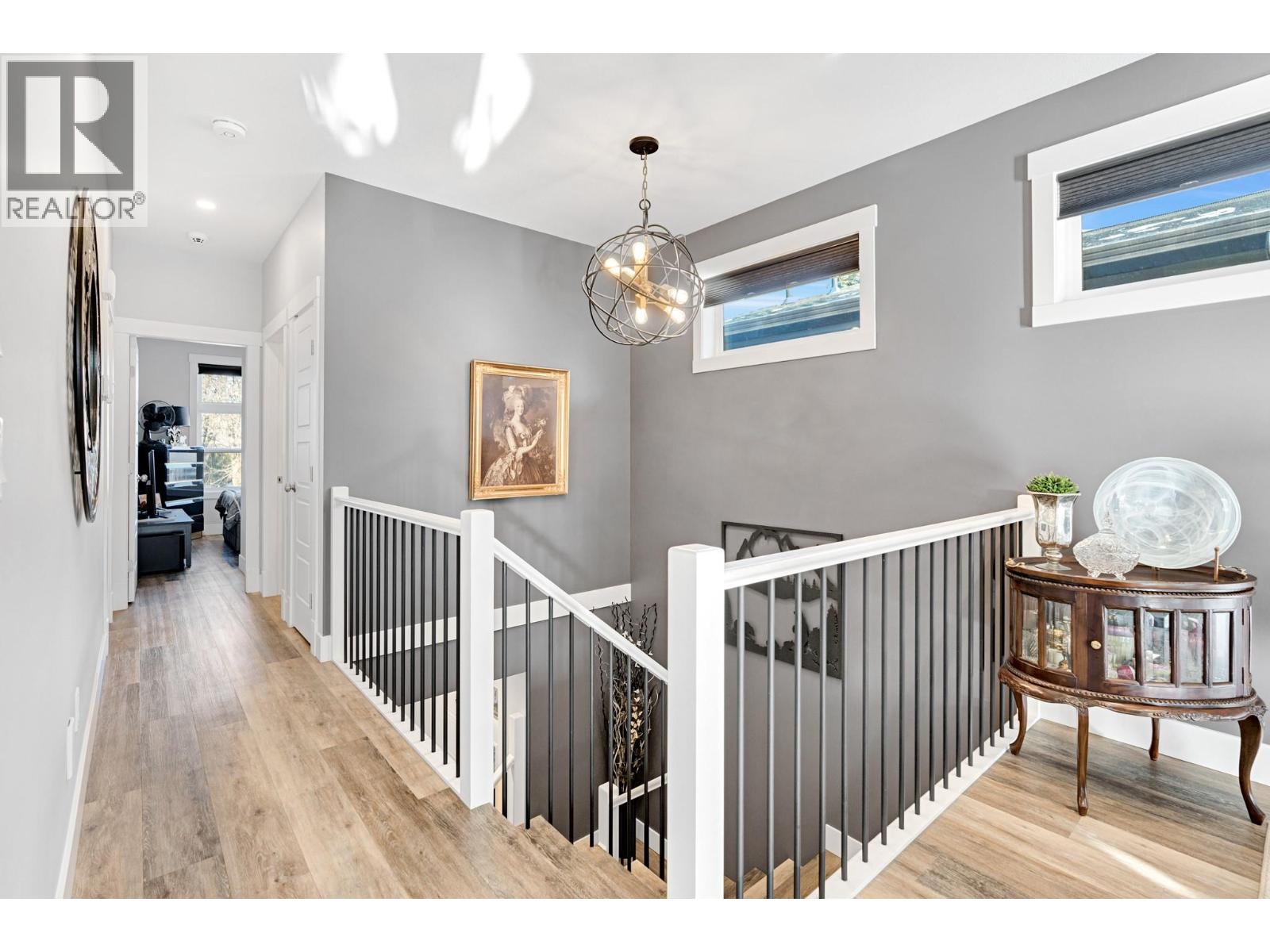 2225 Wilson Avenue, Armstrong