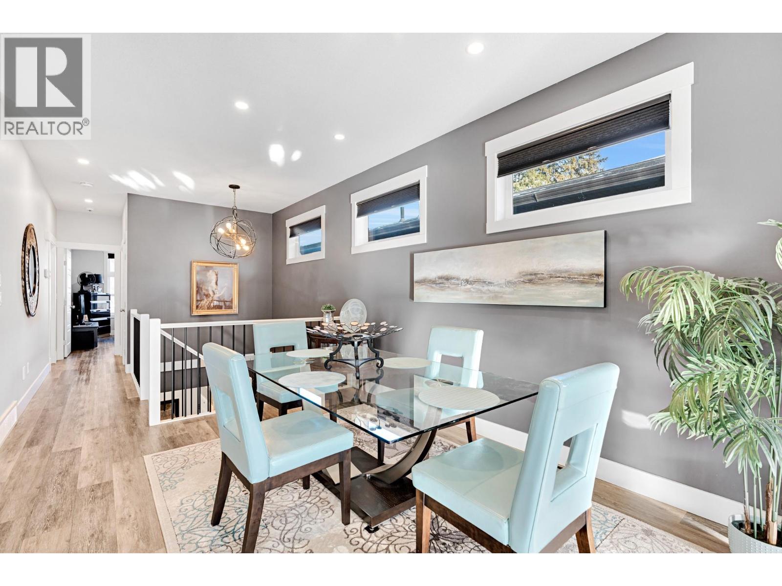 2225 Wilson Avenue, Armstrong