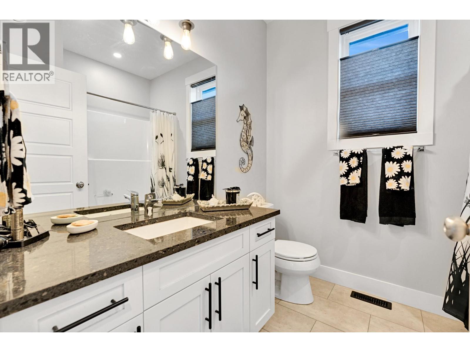 2225 Wilson Avenue, Armstrong