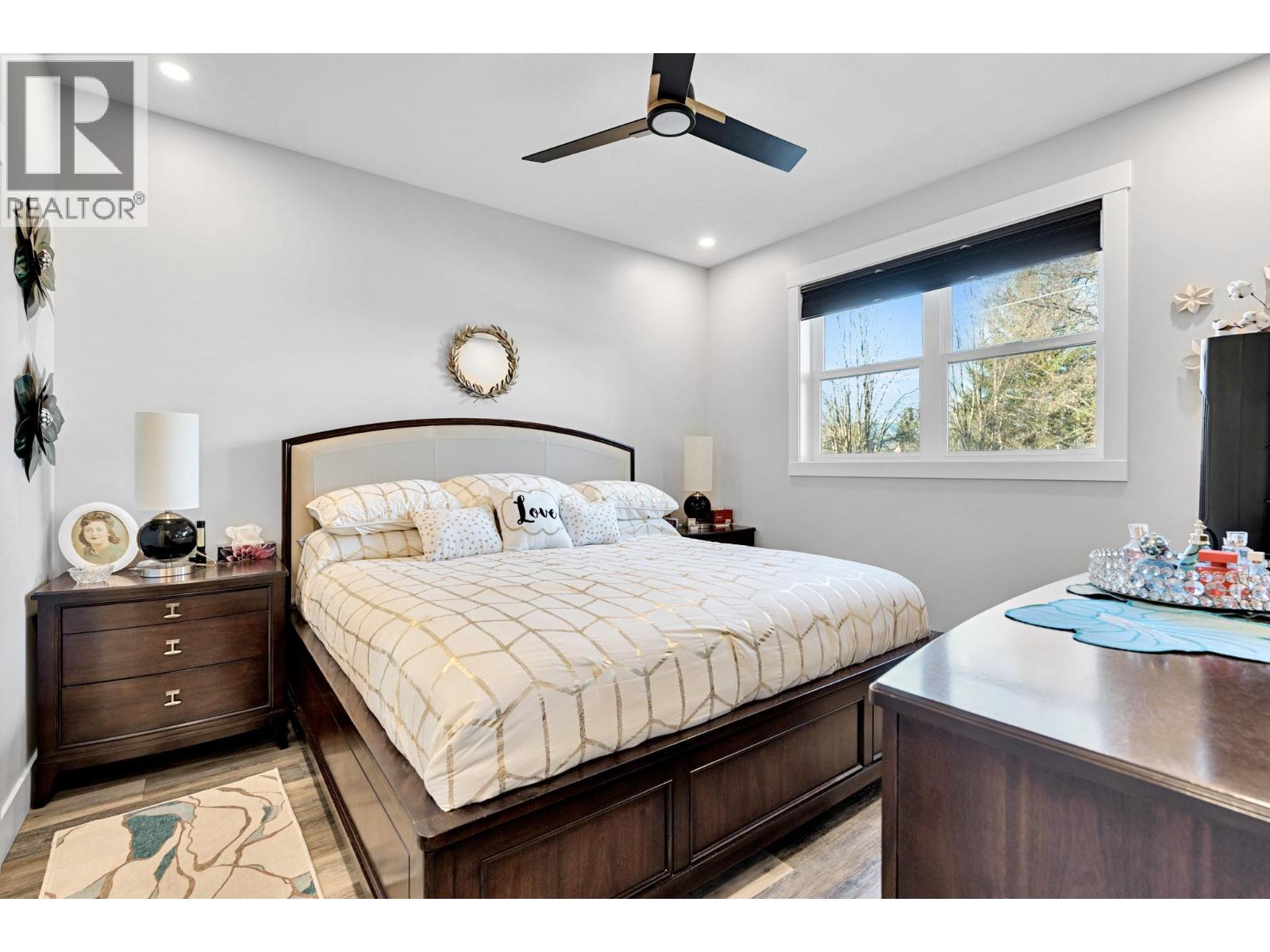 2225 Wilson Avenue, Armstrong