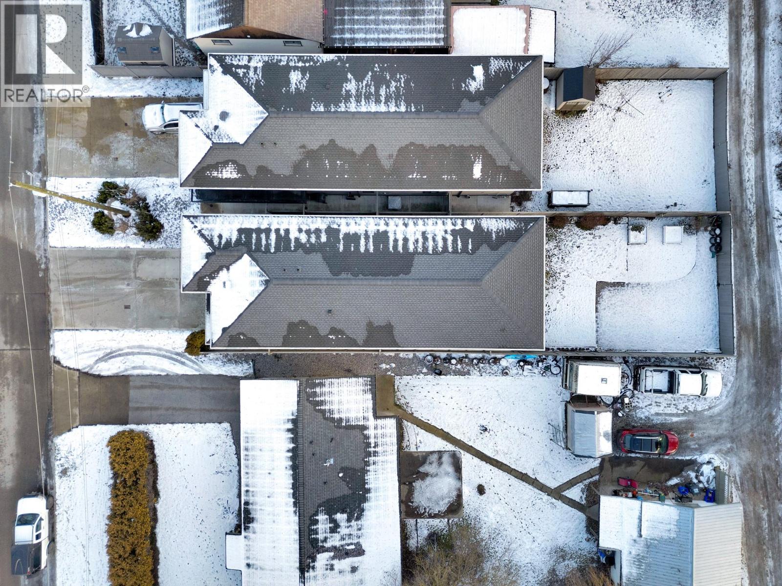 2225 Wilson Avenue, Armstrong