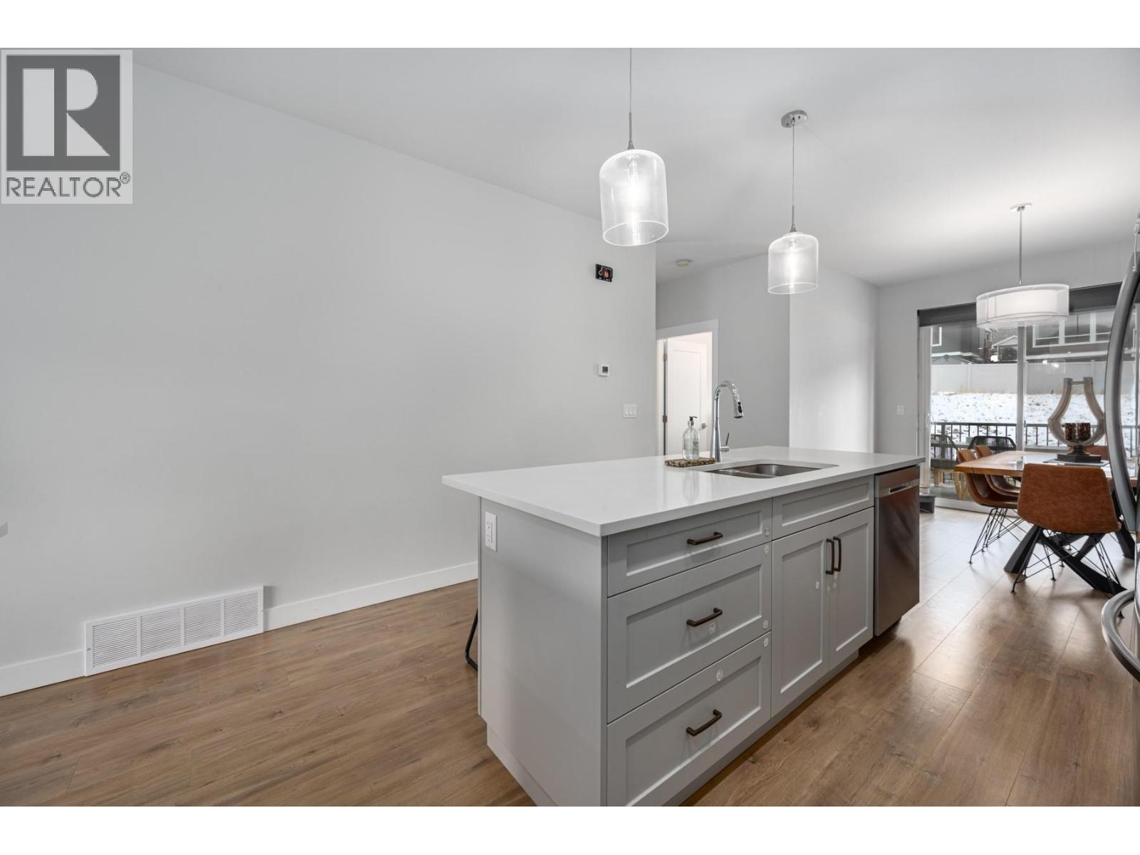 1901 QU'APPELLE Boulevard Unit# 111, Kamloops