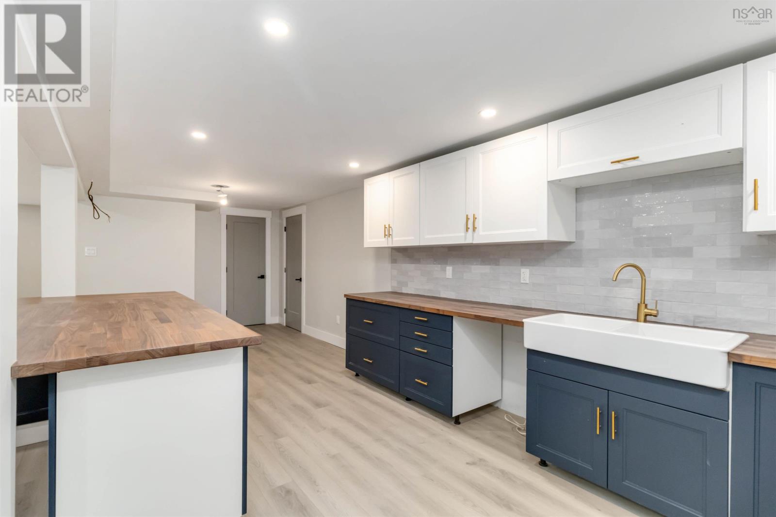 Property 27 of 47 of 2795 Joseph Howe Drive