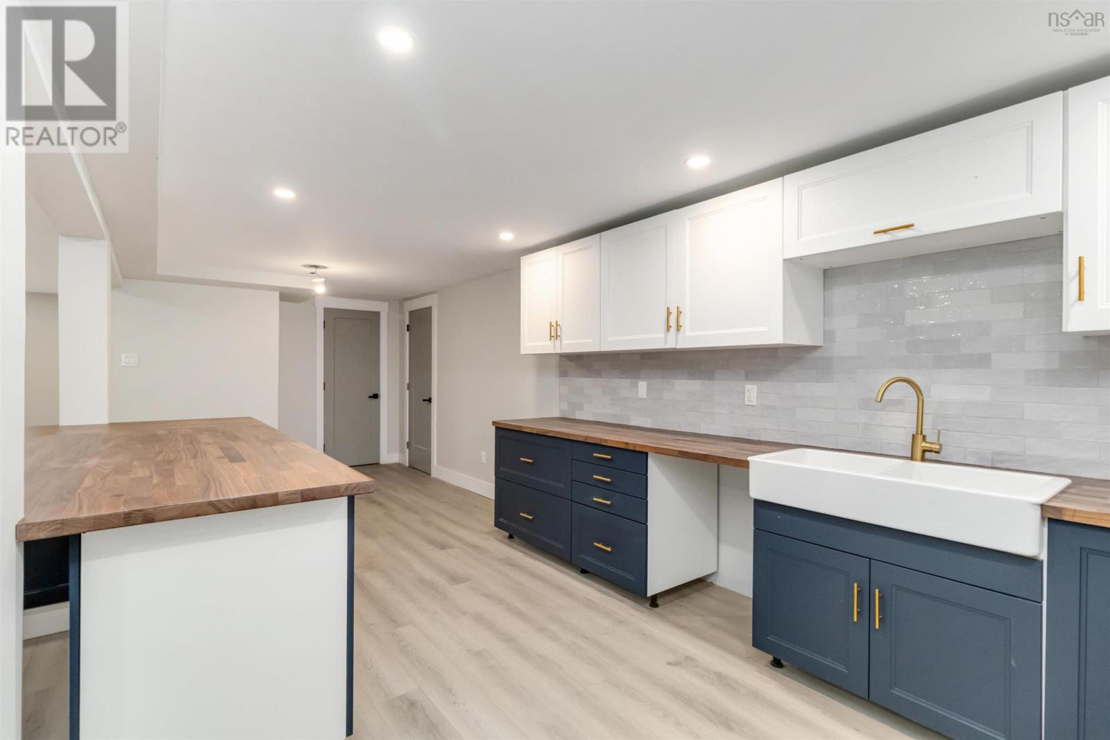 Property 27 of 48 of 2795 Joseph Howe Drive