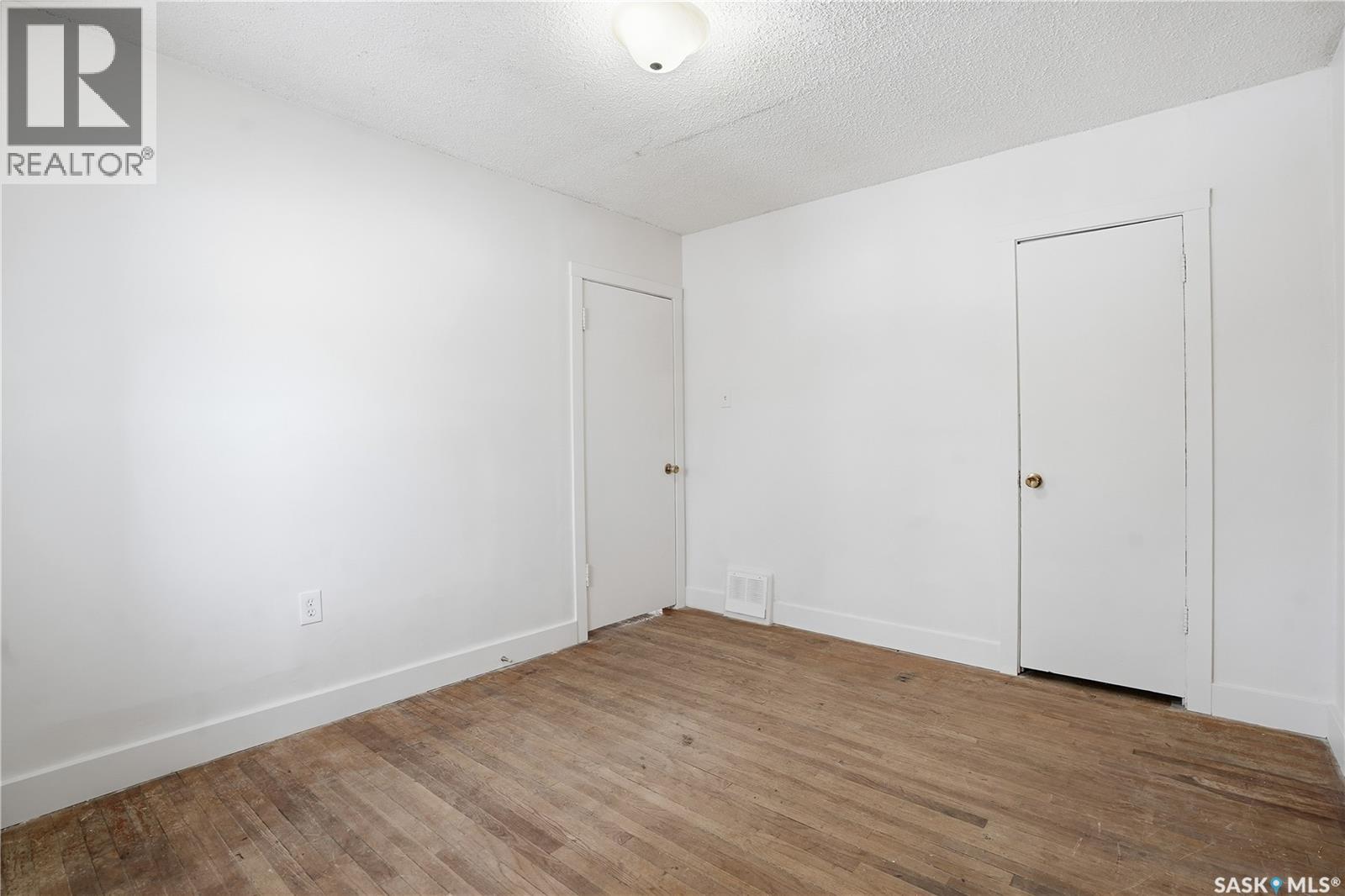 843 ARGYLE STREET - 19