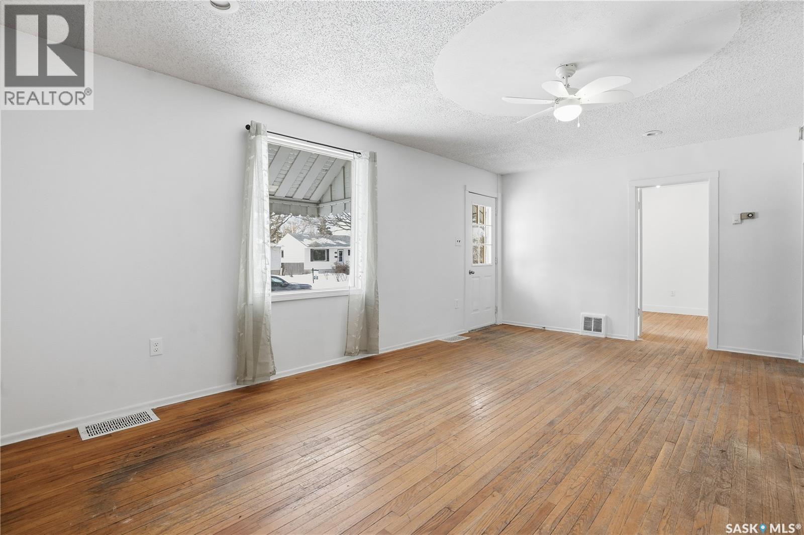 843 ARGYLE STREET - 7