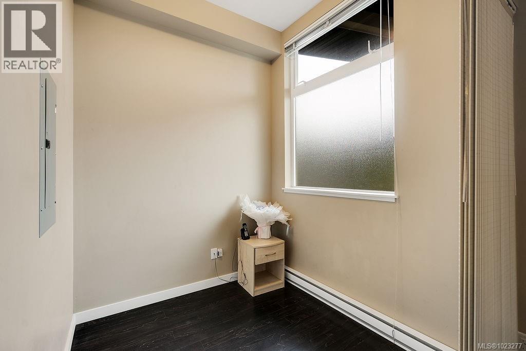 305 1121 Fort Street, Victoria