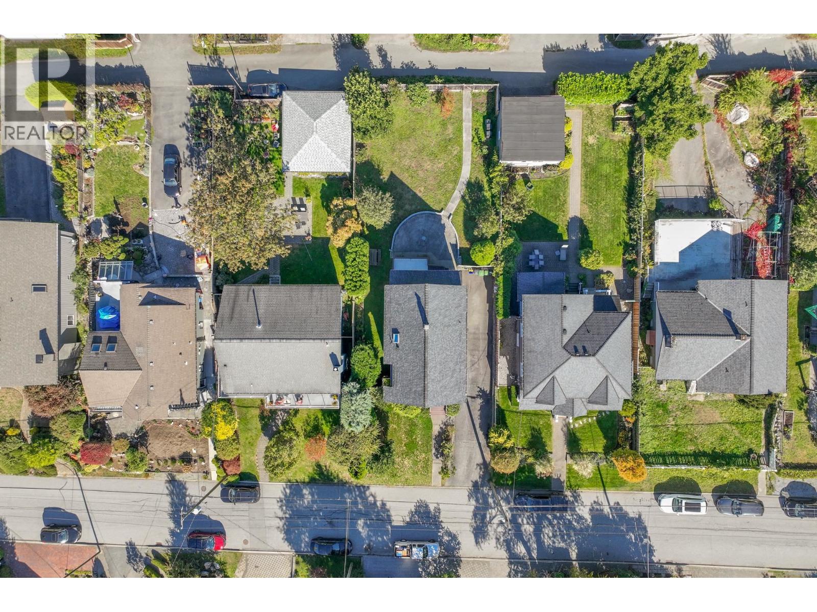 234 W WINDSOR ROAD, North Vancouver