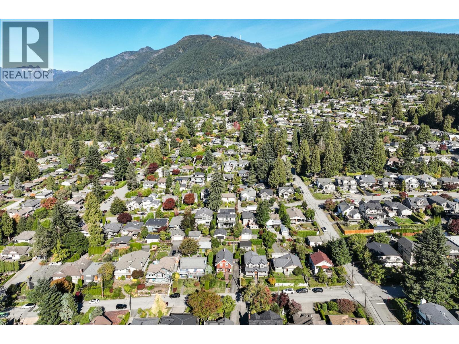 234 W WINDSOR ROAD, North Vancouver