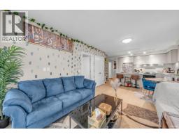 702 8725 University Crescent, Burnaby, BC V5A4Y8 Photo 7