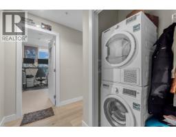 702 8725 University Crescent, Burnaby, BC V5A4Y8 Photo 13
