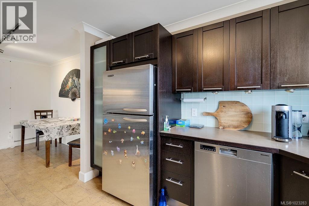 1003 1034 Johnson Street, Victoria