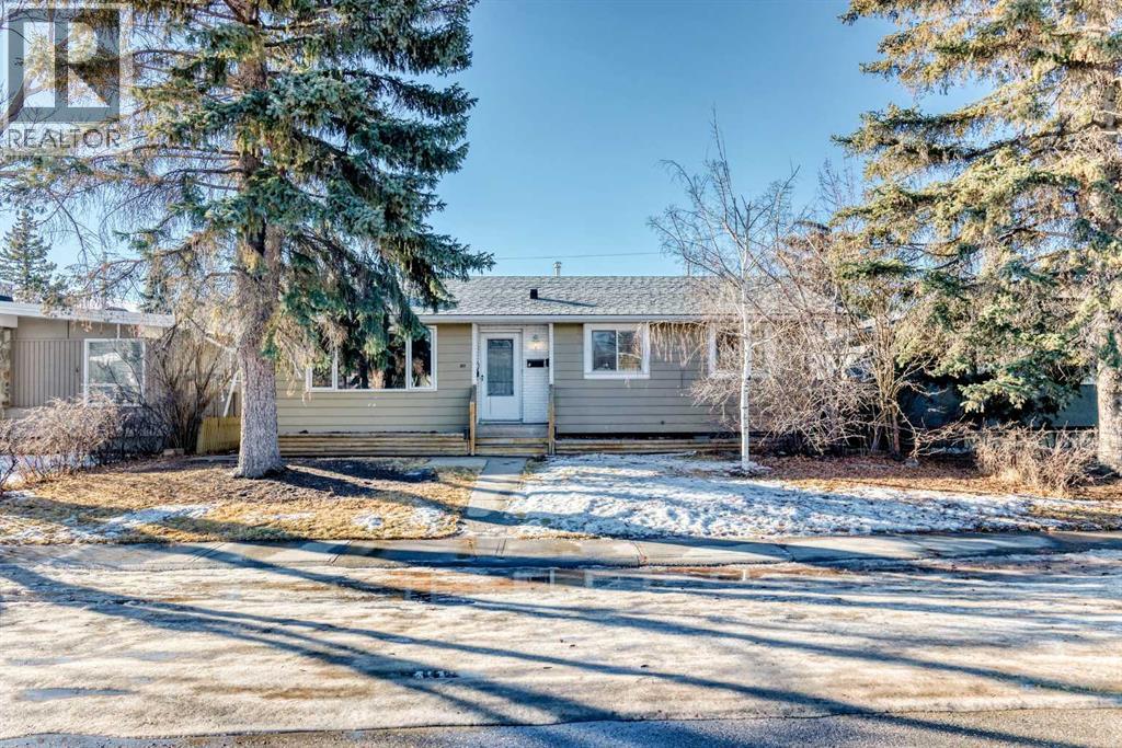 Single Family House Bungalow for Sale in  Meota Road NE Mayland Heights Calgary 