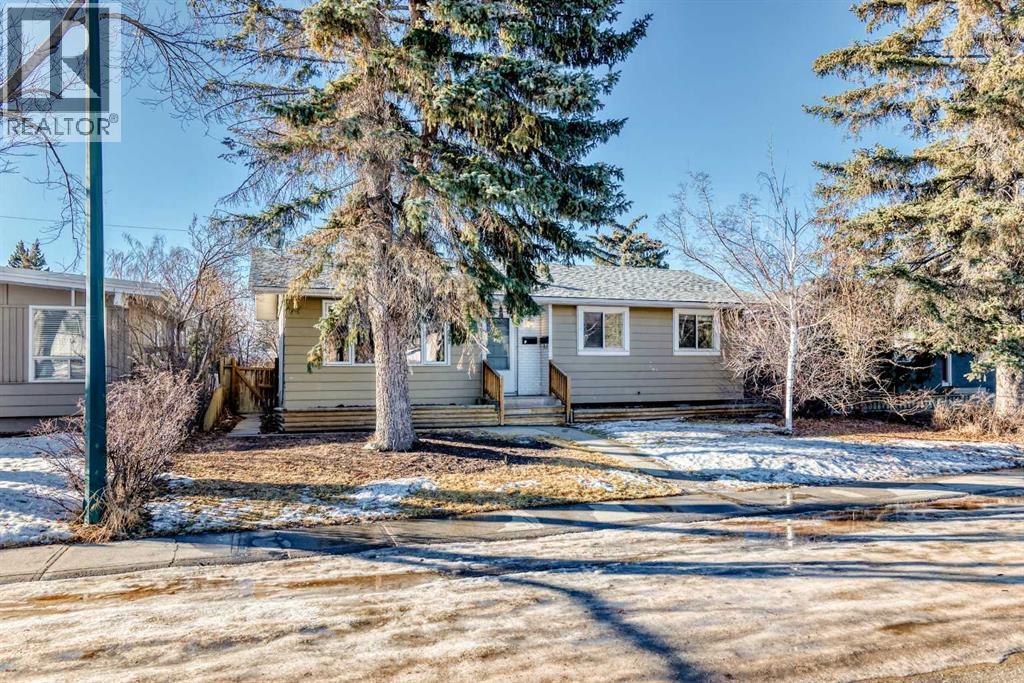 Single Family House Bungalow for Sale in  Meota Road NE Mayland Heights Calgary 