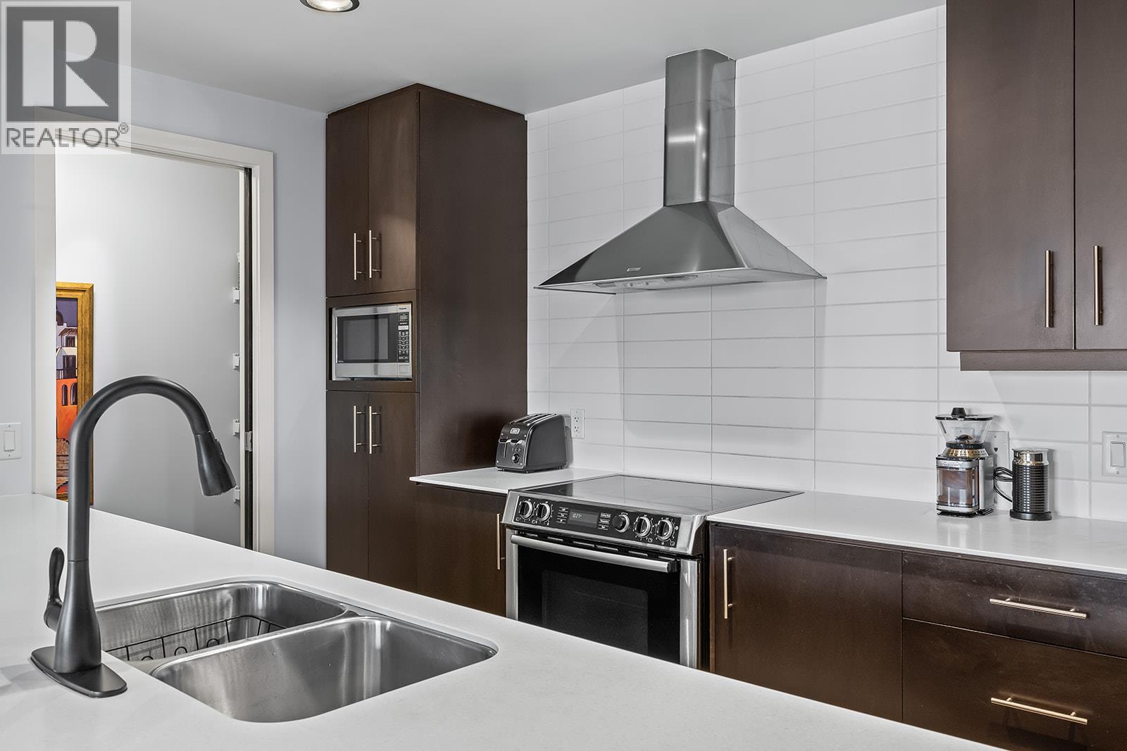 1208 2040 Springfield Road, Kelowna