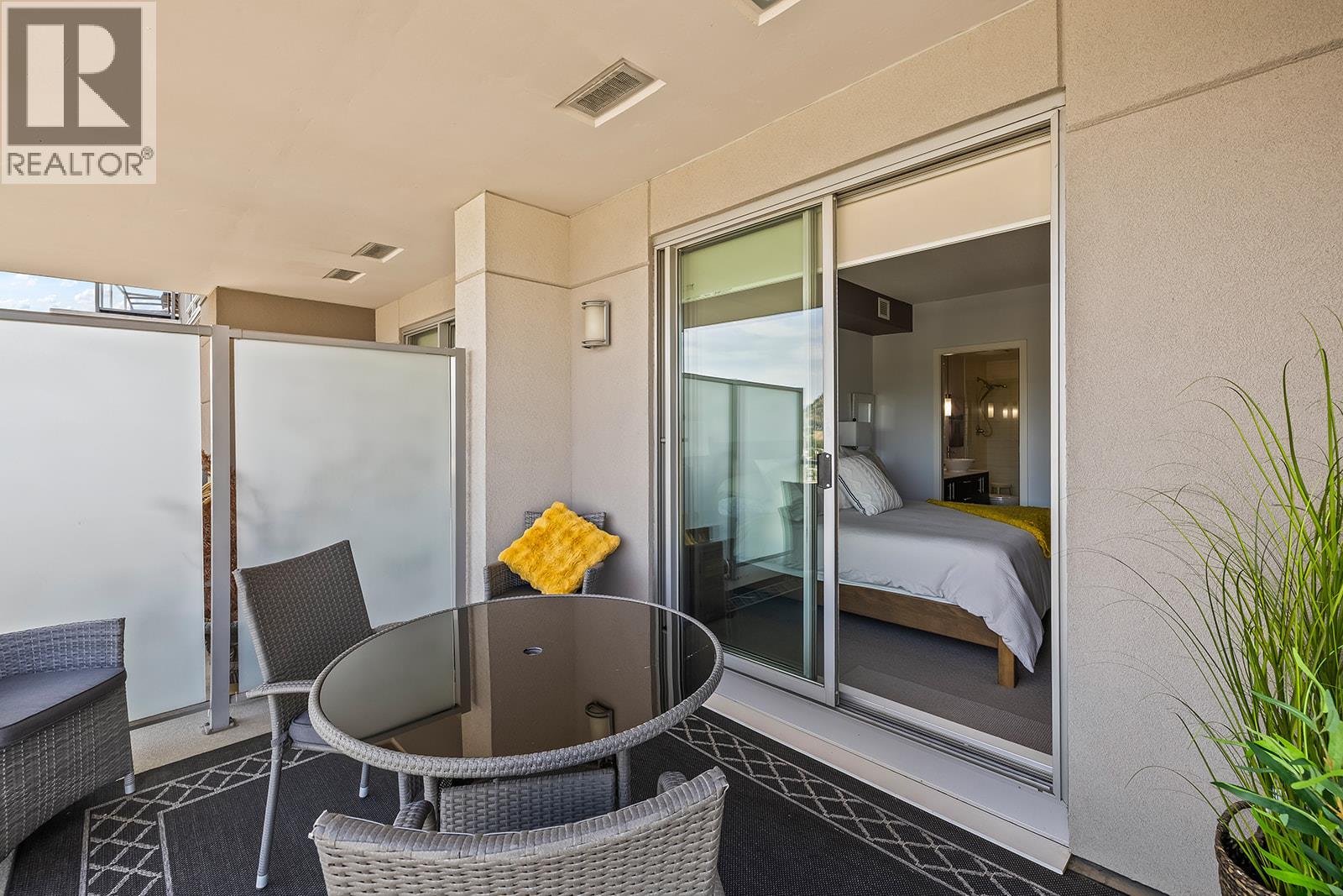 1208 2040 Springfield Road, Kelowna