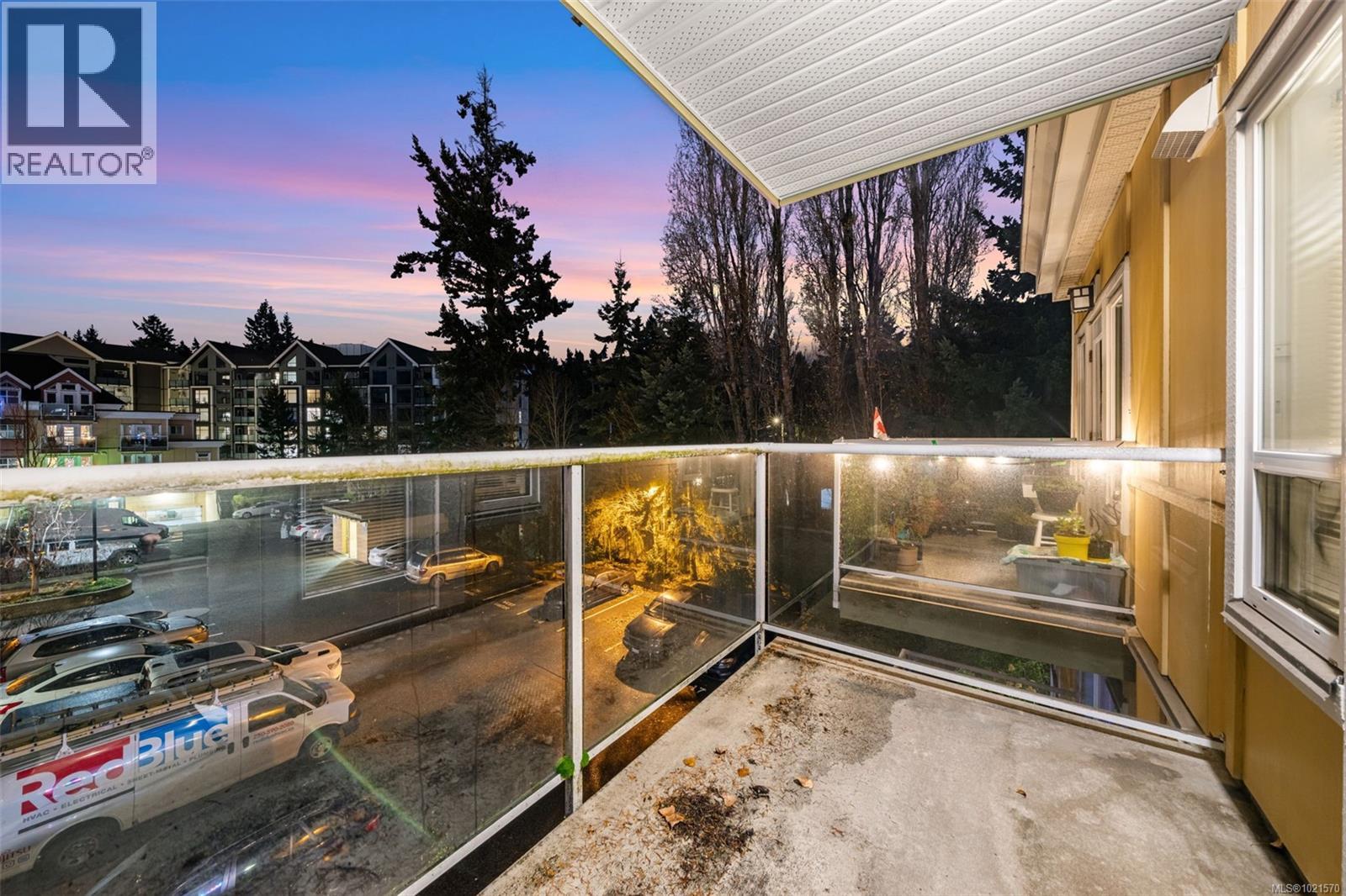 315 663 Goldstream Avenue, Langford