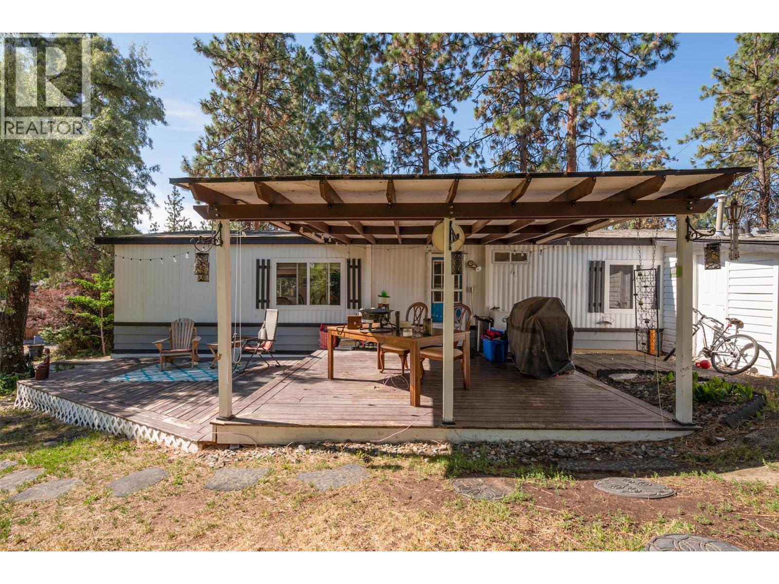 30 1860 Boucherie Road, Westbank