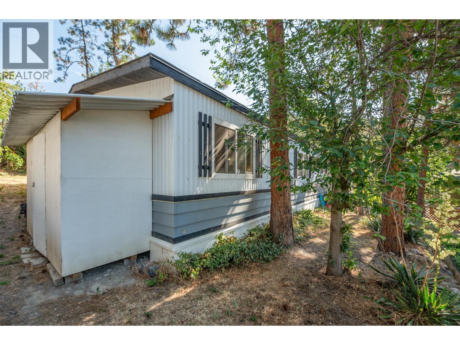 30 1860 Boucherie Road, Westbank