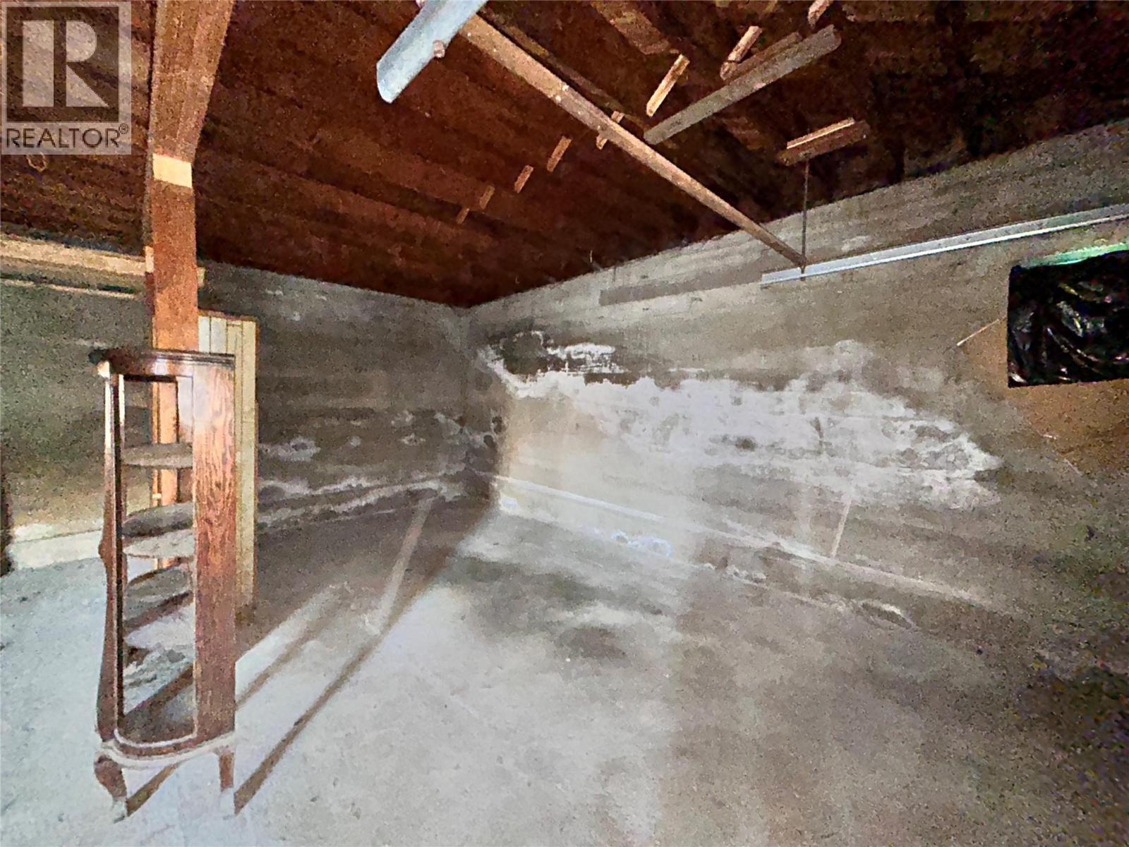 920 Glover Road, Trail