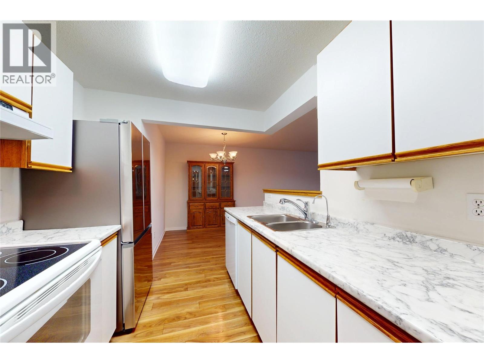 201 780 Houghton Road, Kelowna