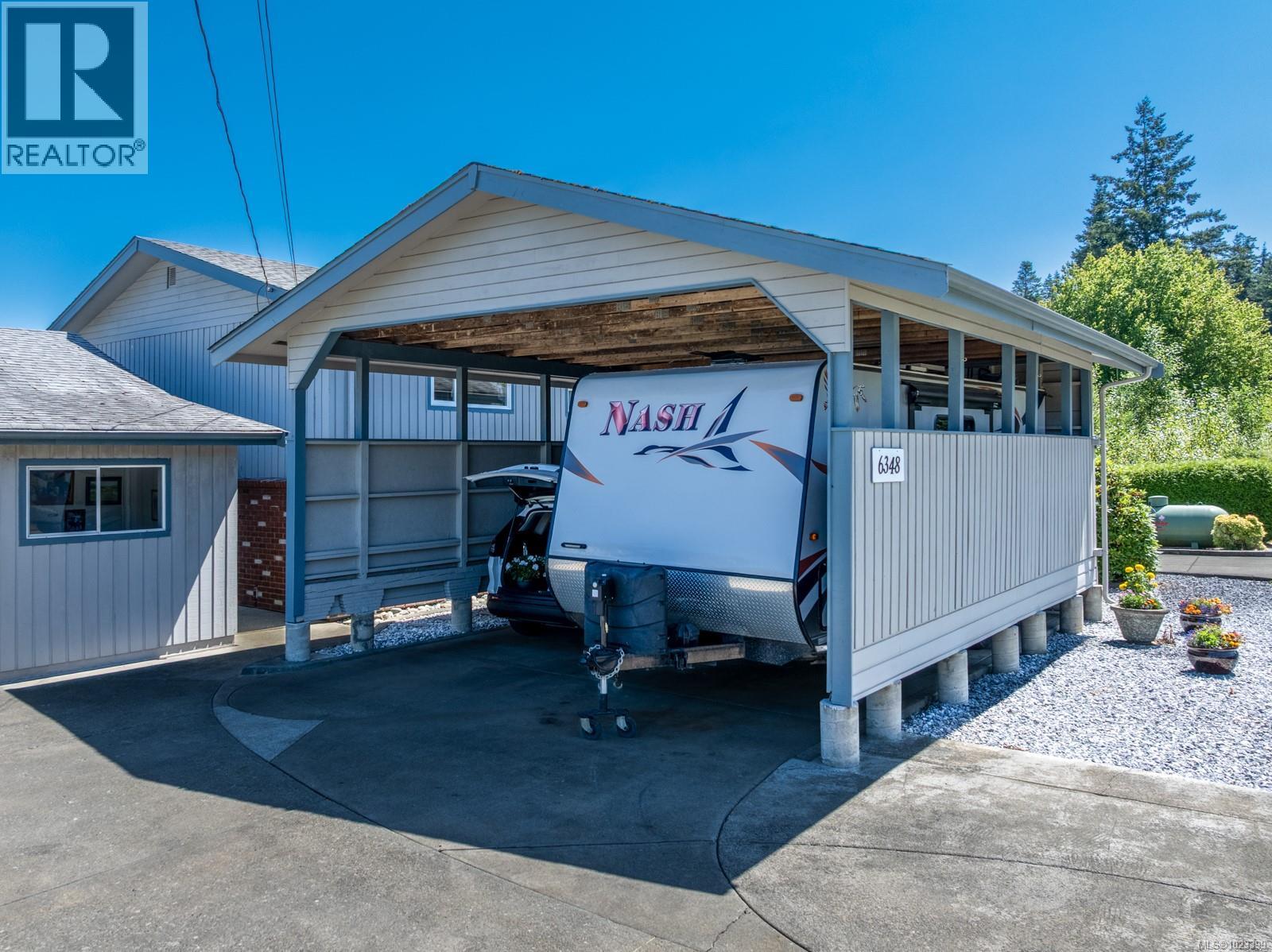 6348 Eagles Dr, Courtenay