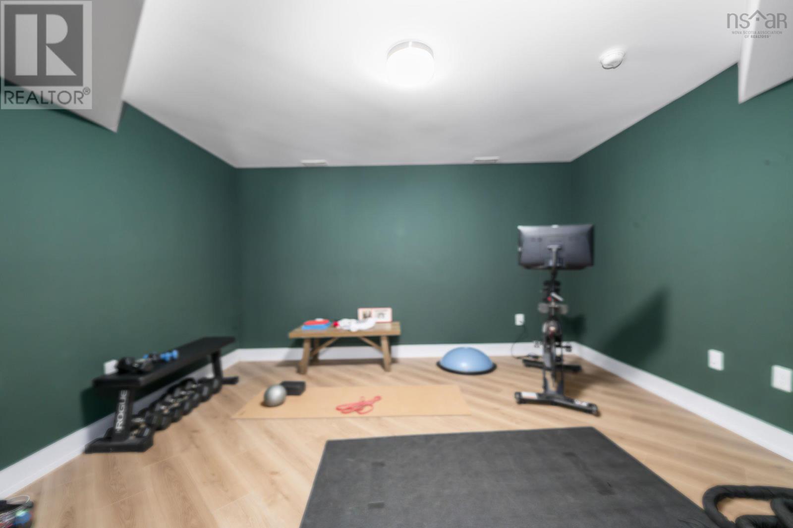 Property 35 of 50 of 628 Sandwick Drive