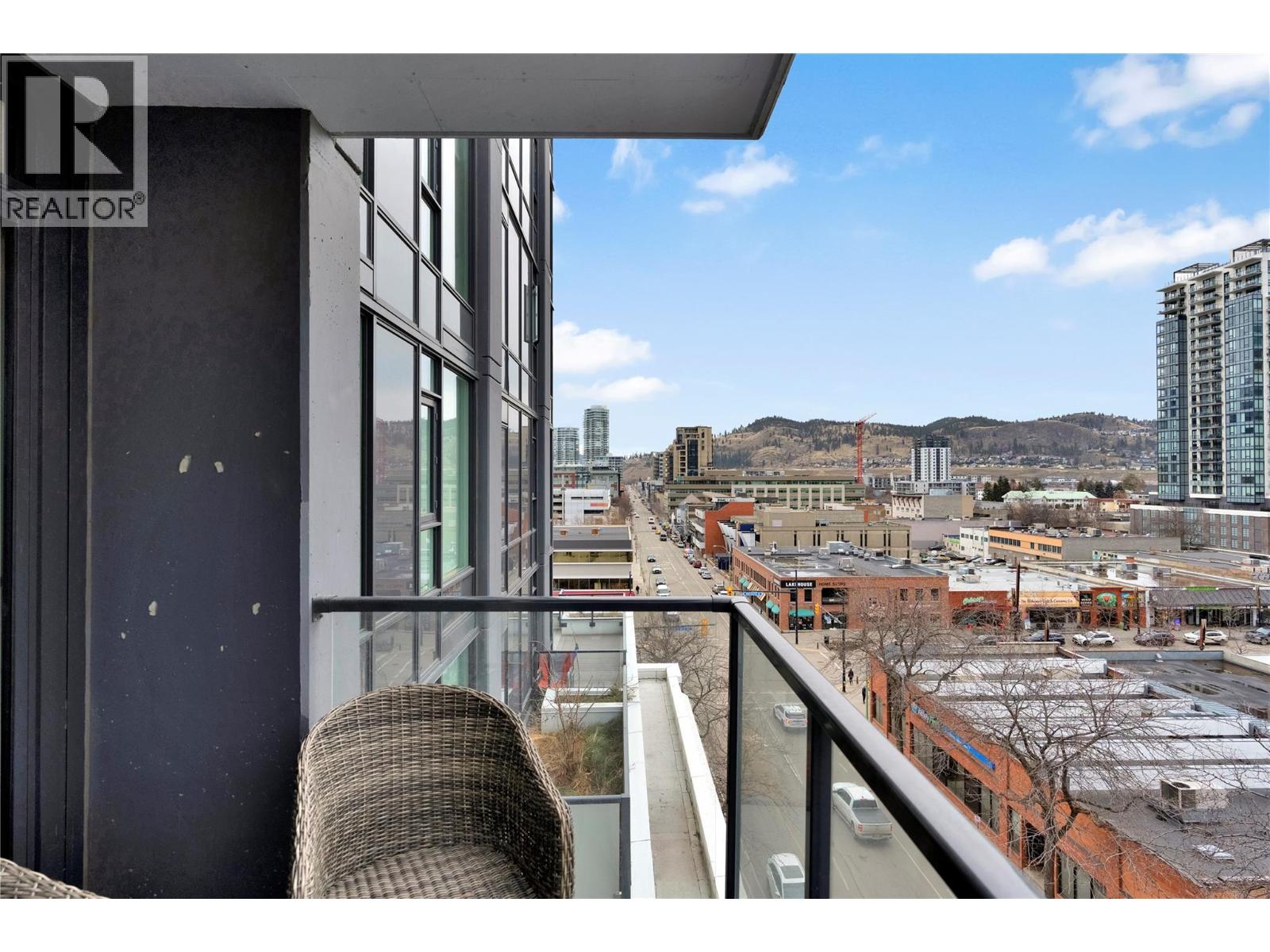 703 1588 Ellis Street, Kelowna