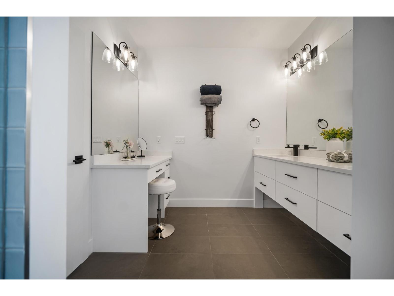 8910 117A Street, Delta