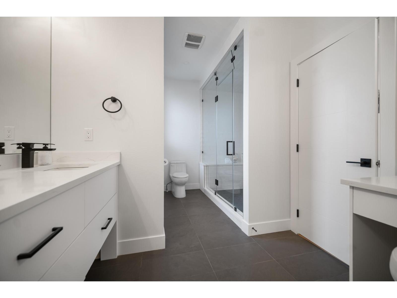 8910 117A Street, Delta